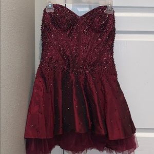 Maroon short prom/event dress (worn once)